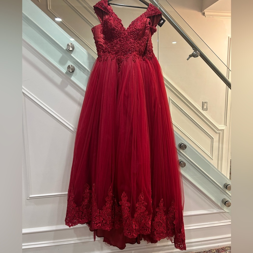 Red prom dress